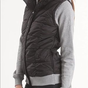 Fox women’s vest/sweater jacket.